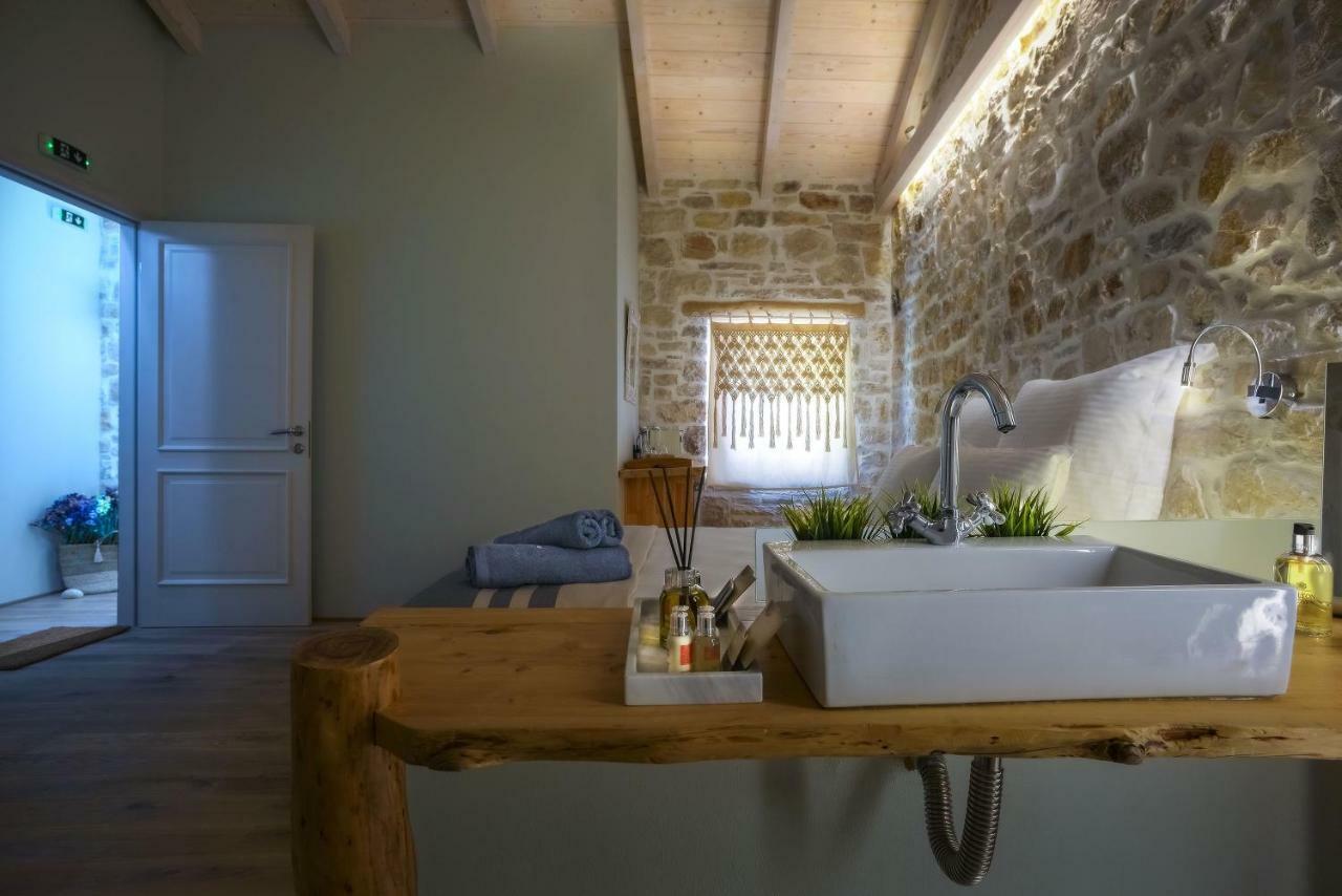 Paxos Fairytales Lovenest 1 Gaios Esterno foto